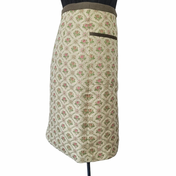 High waisted pencil skirt with floral print - Picture 2 of 13